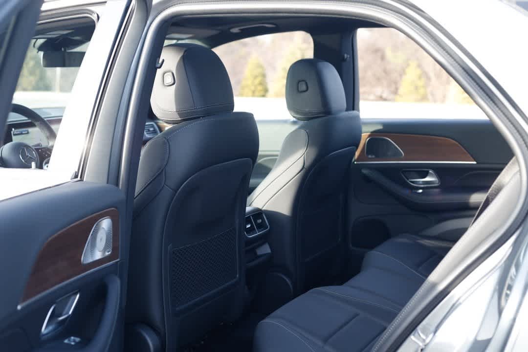 Thumbnail: 2026 Mercedes-Benz GLE - 25