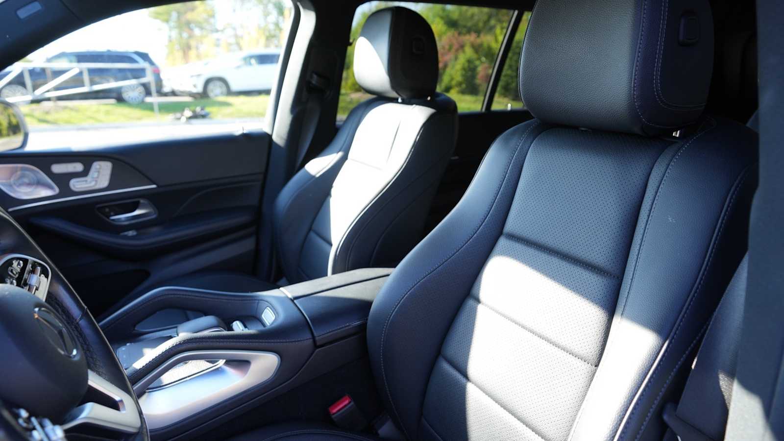 Thumbnail: 2020 Mercedes-Benz GLS - 25