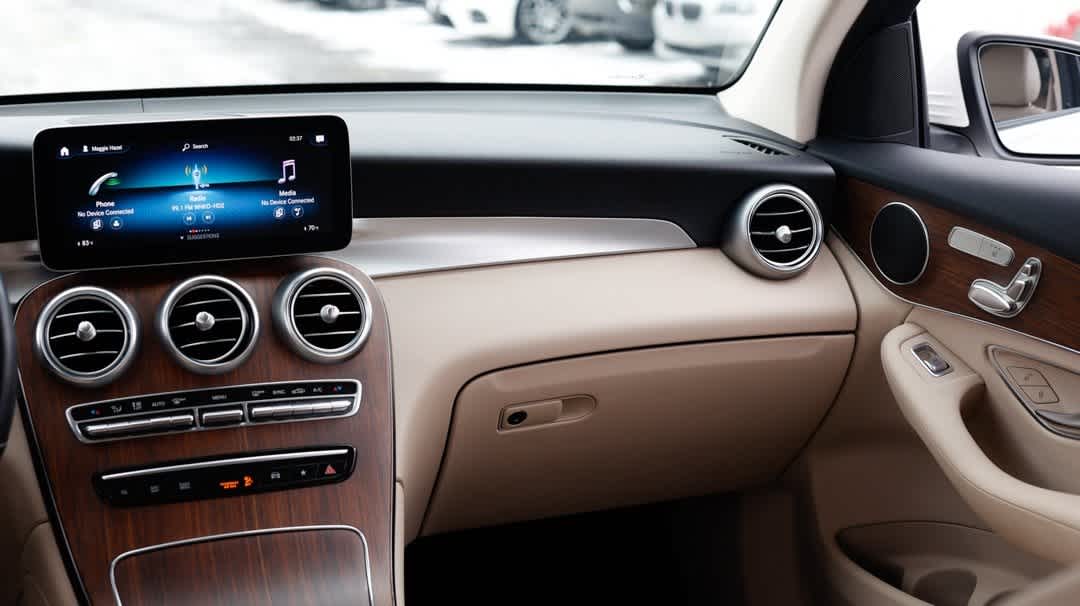 Thumbnail: 2022 Mercedes-Benz GLC - 15