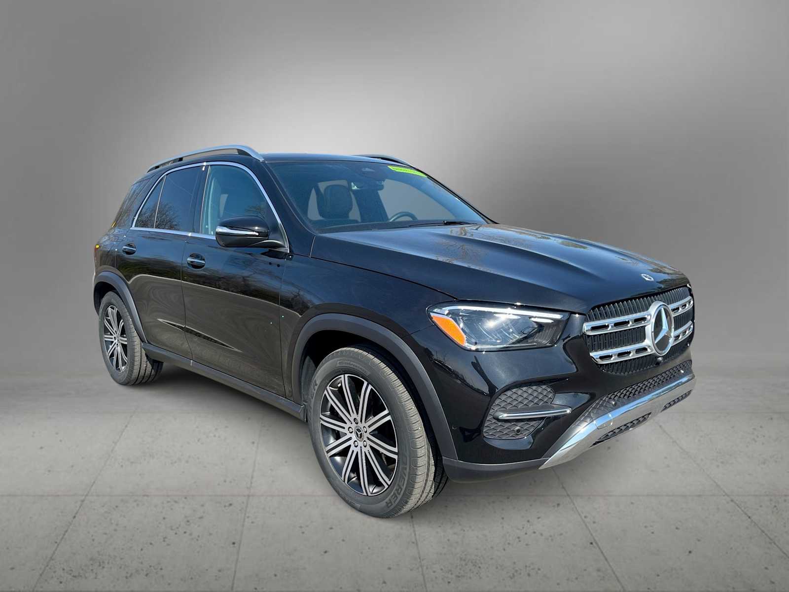 Thumbnail: 2026 Mercedes-Benz GLE - 2