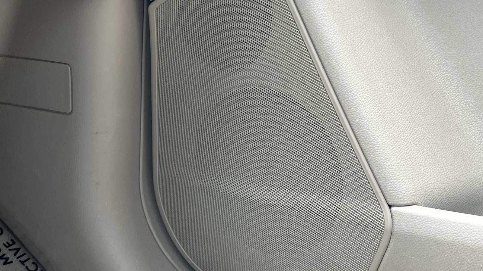 Thumbnail: 2013 Mercedes-Benz M-Class - 49