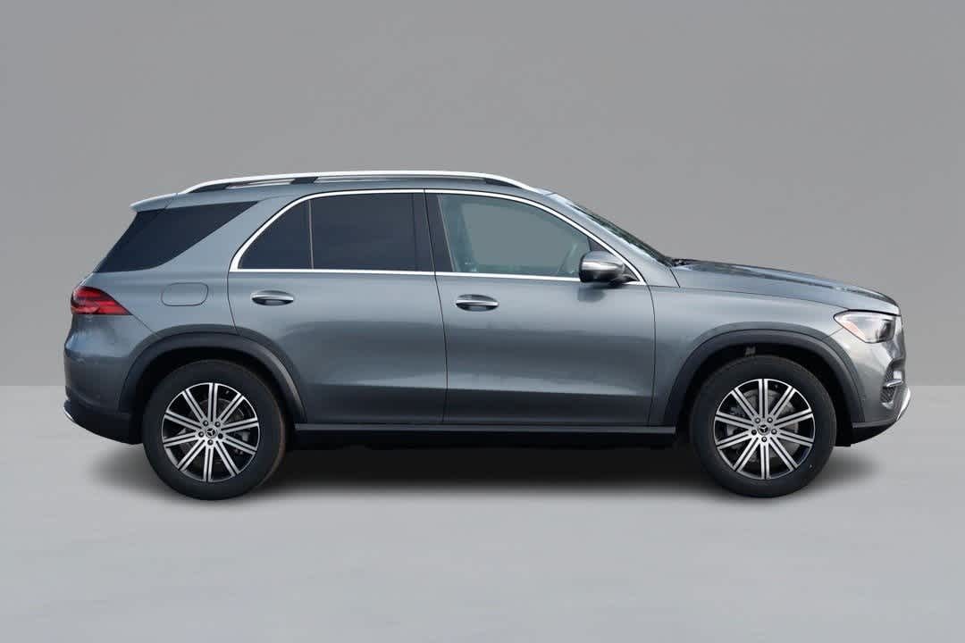 Thumbnail: 2026 Mercedes-Benz GLE - 4