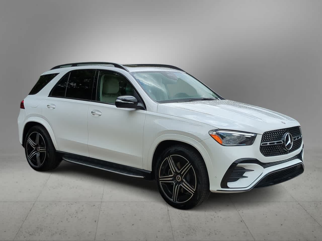 Thumbnail: 2025 Mercedes-Benz GLE - 2