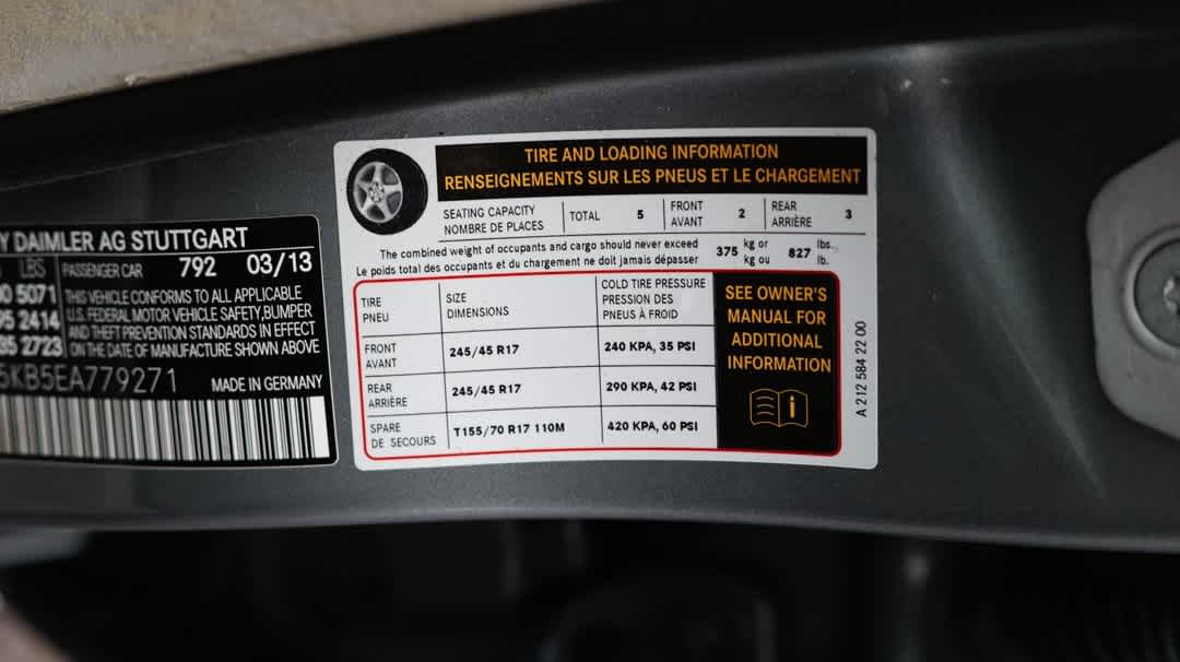 Thumbnail: 2014 Mercedes-Benz E-Class - 34