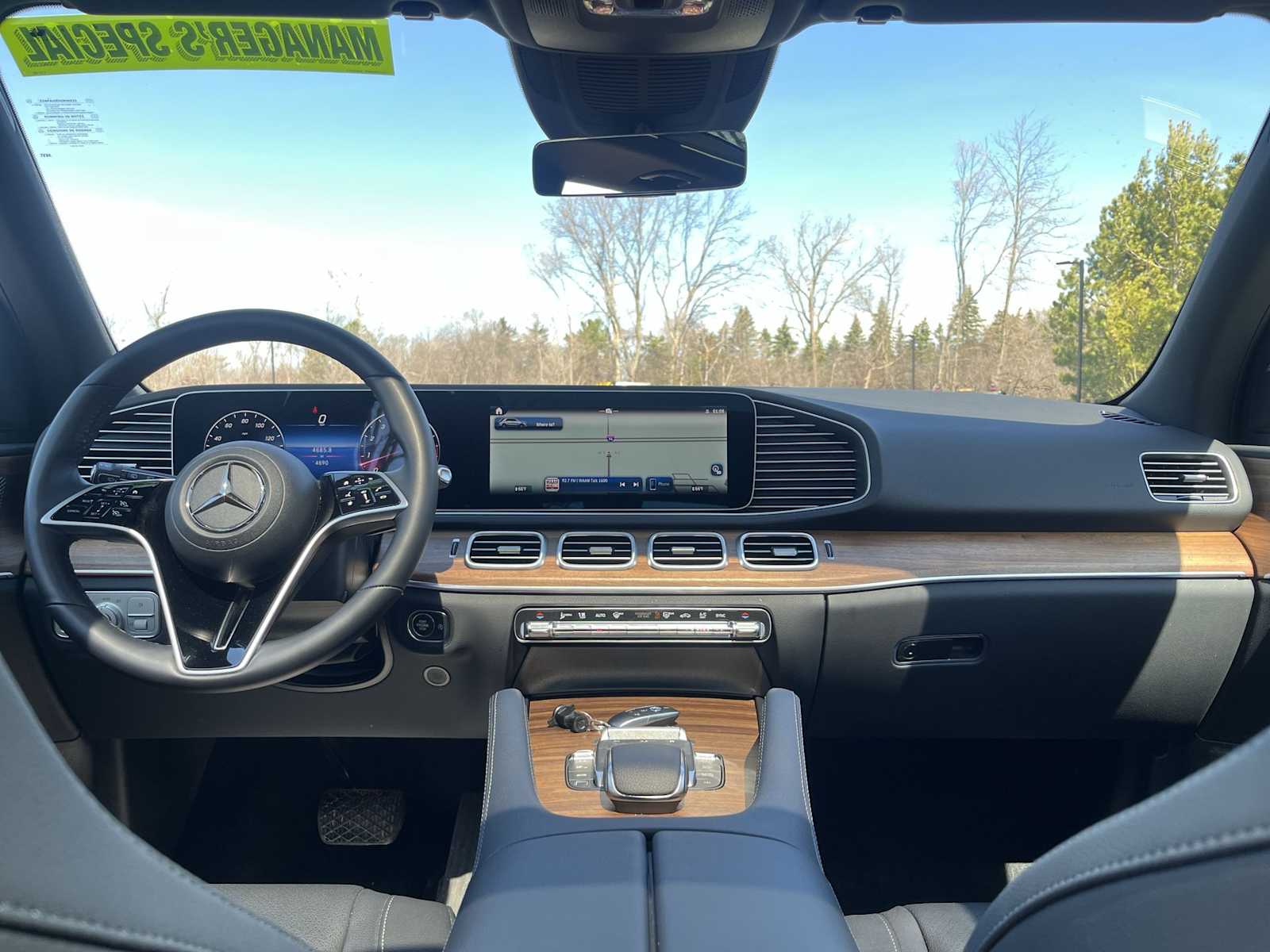 Thumbnail: 2026 Mercedes-Benz GLE - 29