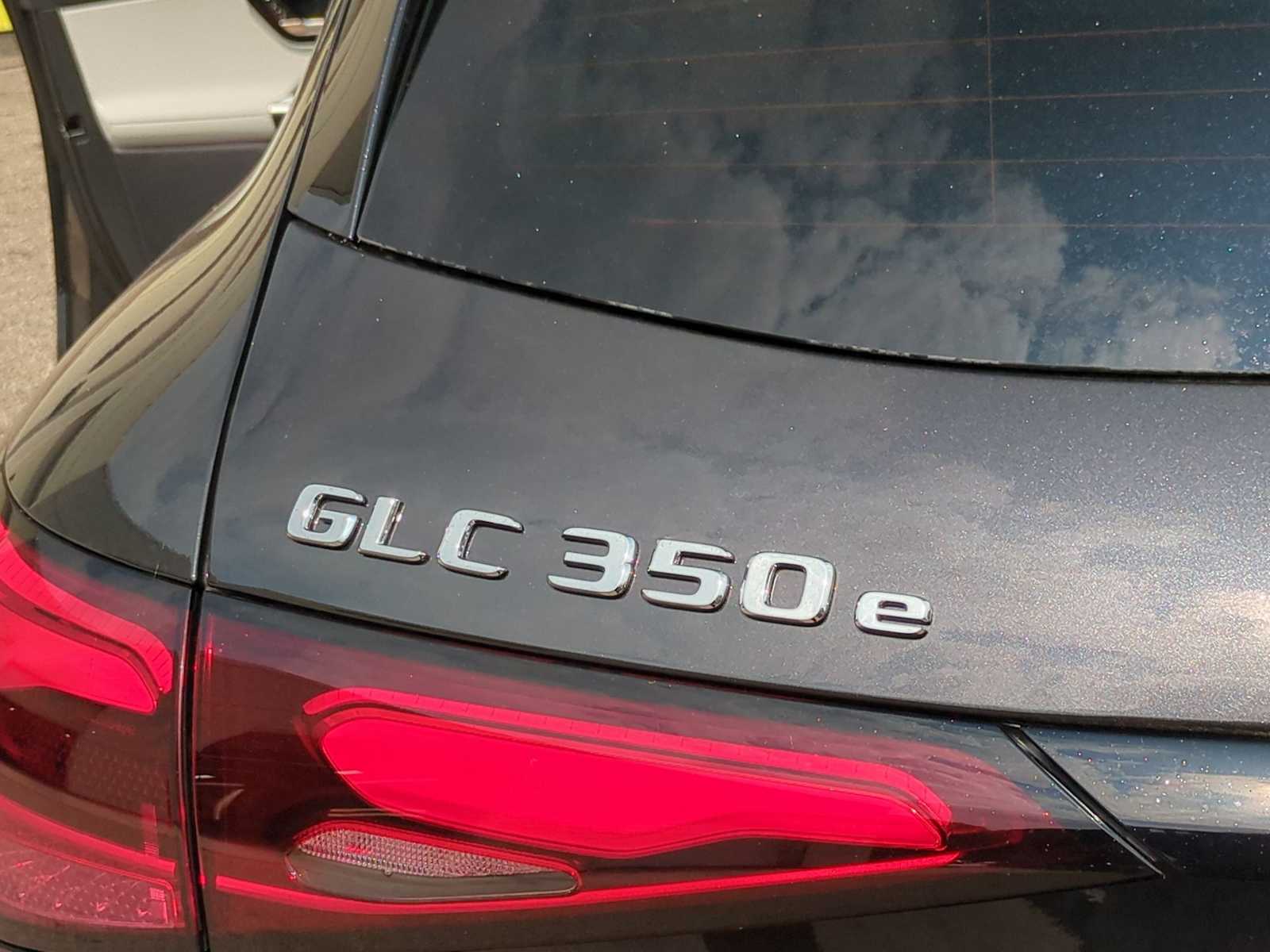 Thumbnail: 2025 Mercedes-Benz GLC - 13