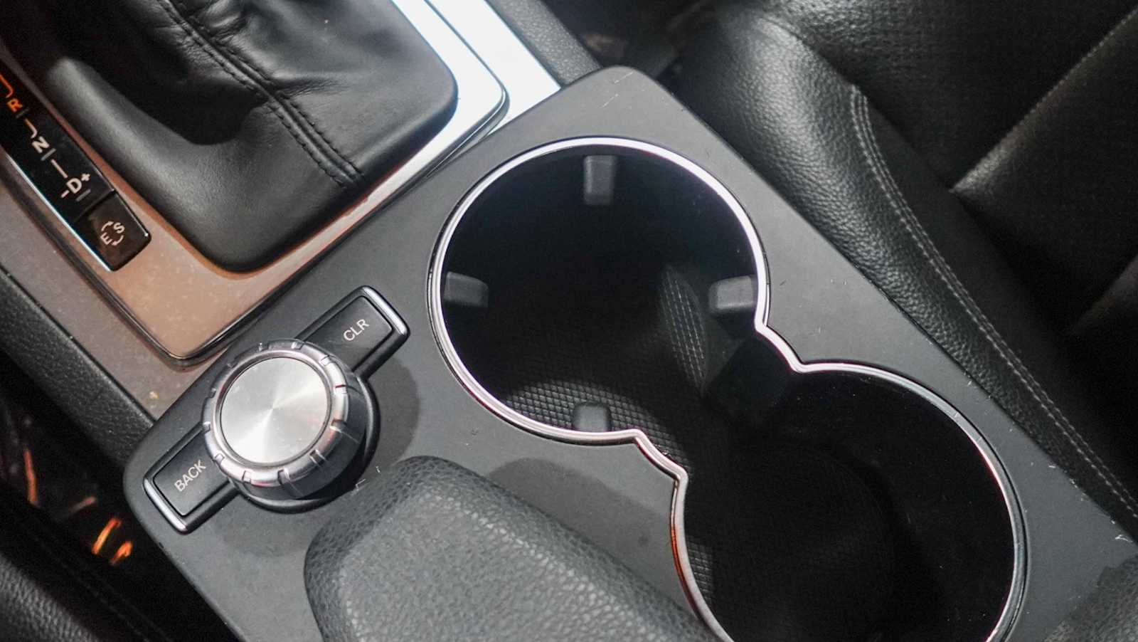 Thumbnail: 2015 Mercedes-Benz C-Class - 39