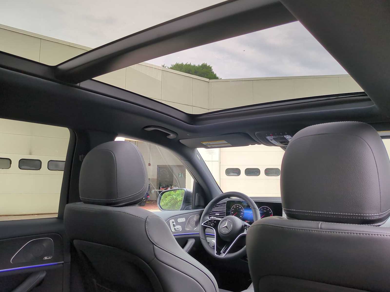 Thumbnail: 2025 Mercedes-Benz GLS - 23