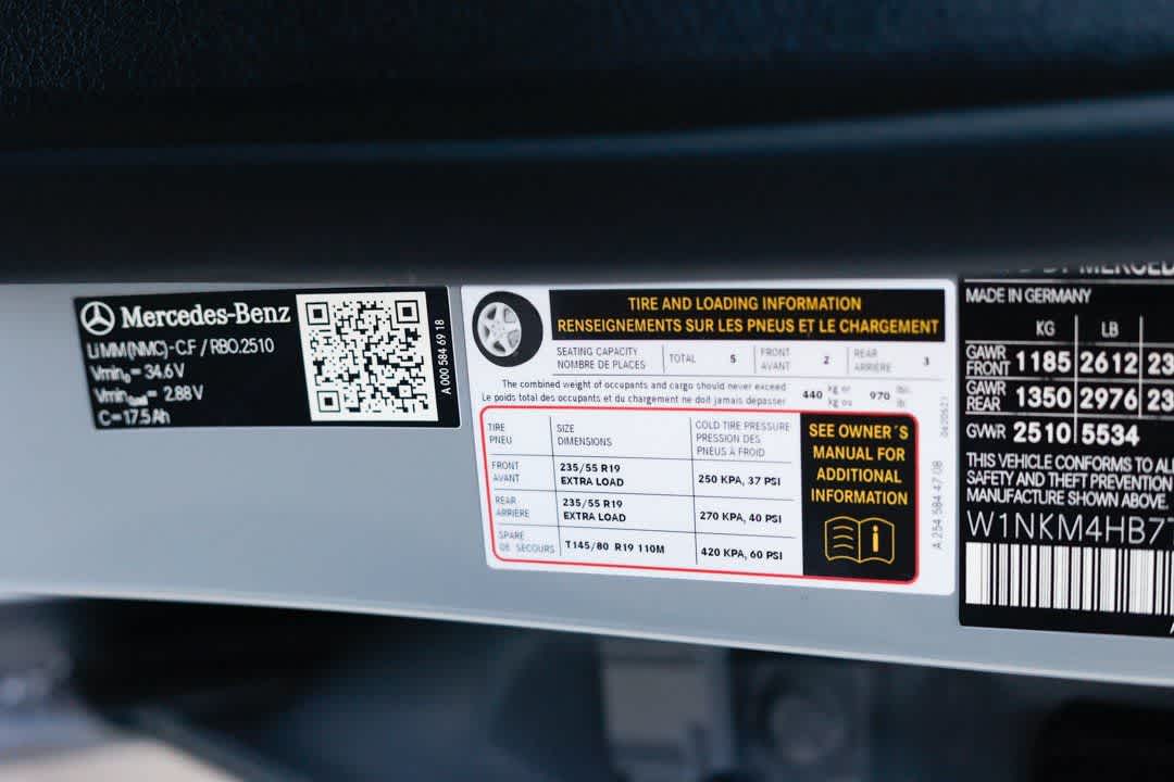 Thumbnail: 2026 Mercedes-Benz GLC - 24