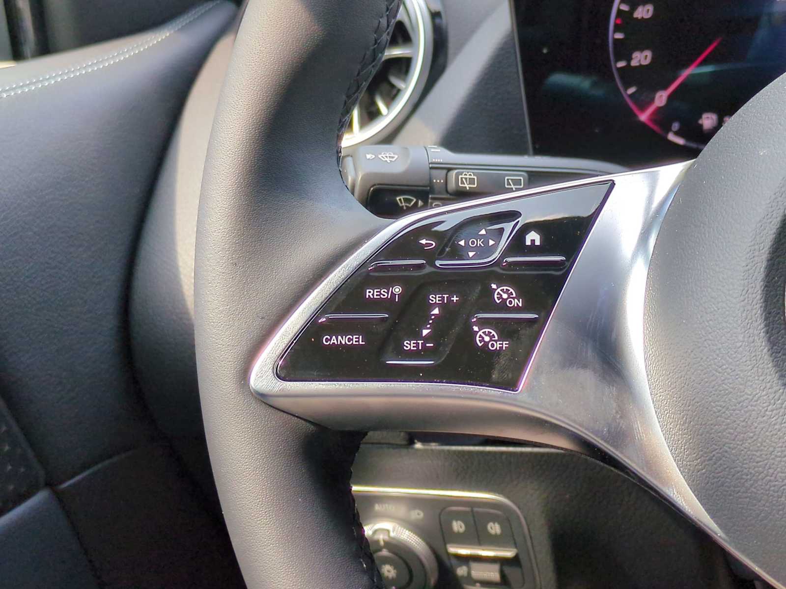 Thumbnail: 2025 Mercedes-Benz GLA - 24