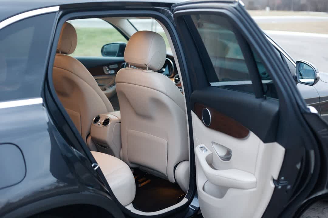 Thumbnail: 2022 Mercedes-Benz GLC - 18