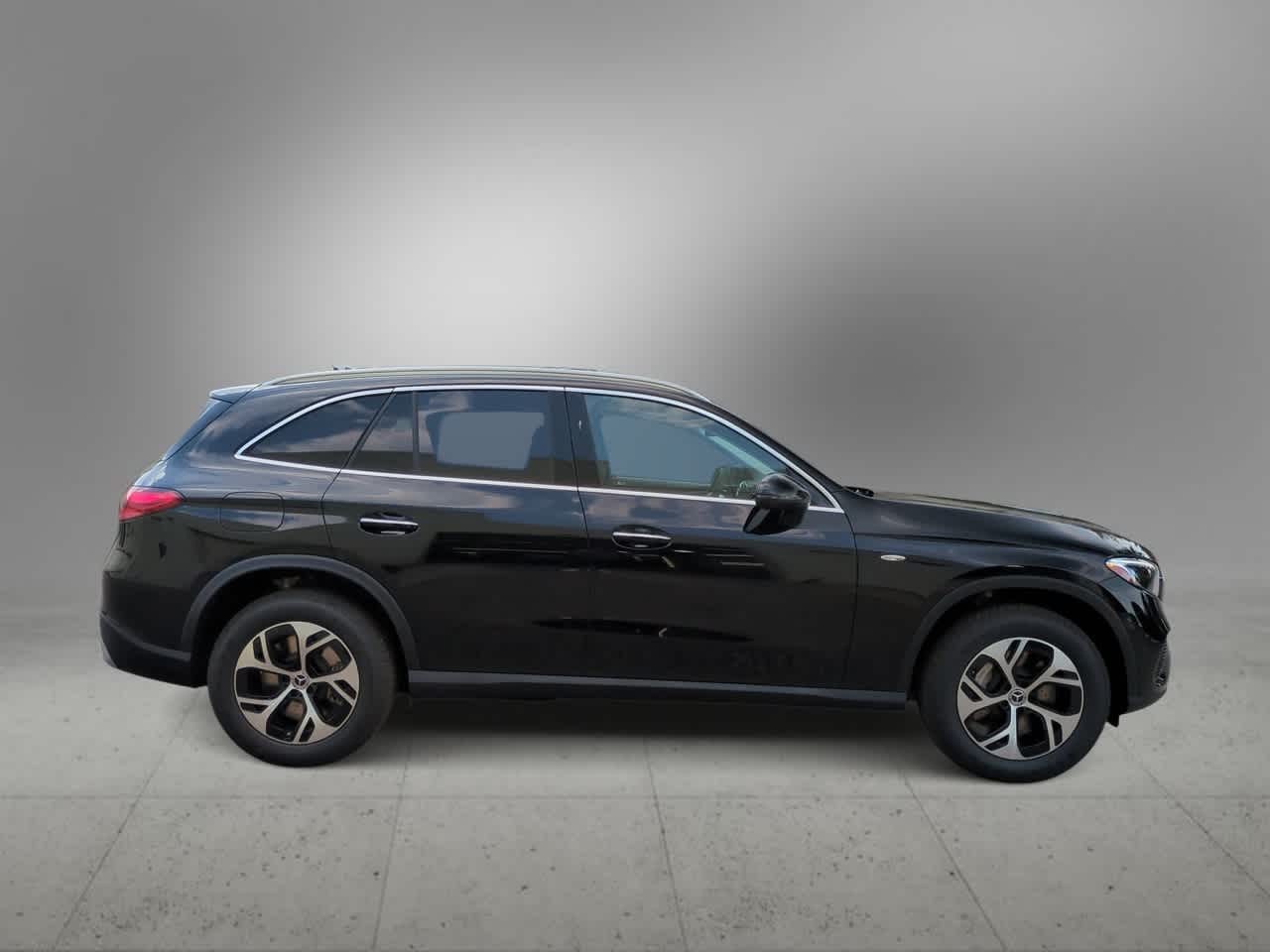 Thumbnail: 2025 Mercedes-Benz GLC - 9