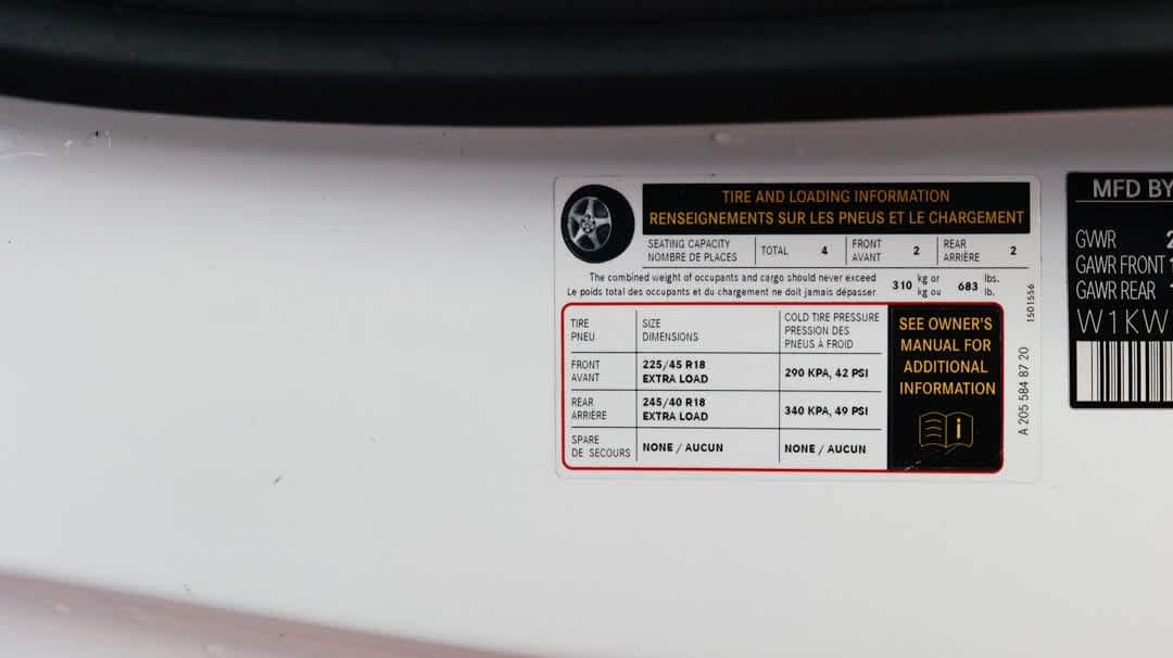 Thumbnail: 2021 Mercedes-Benz C-Class - 44