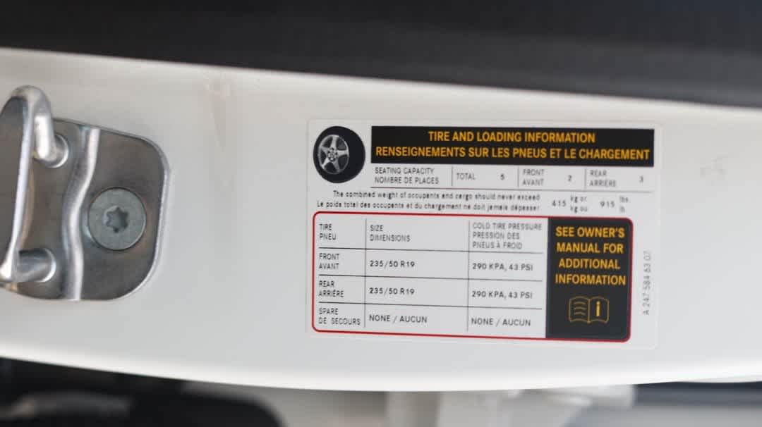 Thumbnail: 2025 Mercedes-Benz GLA - 39