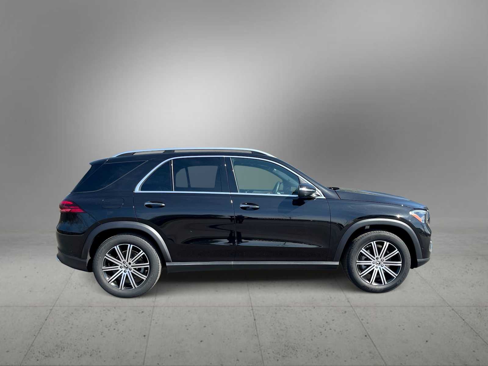 Thumbnail: 2026 Mercedes-Benz GLE - 9