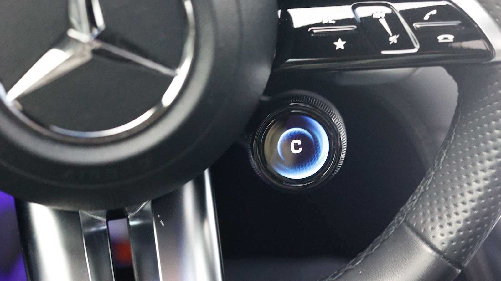 Thumbnail: 2023 Mercedes-Benz AMG GT - 29