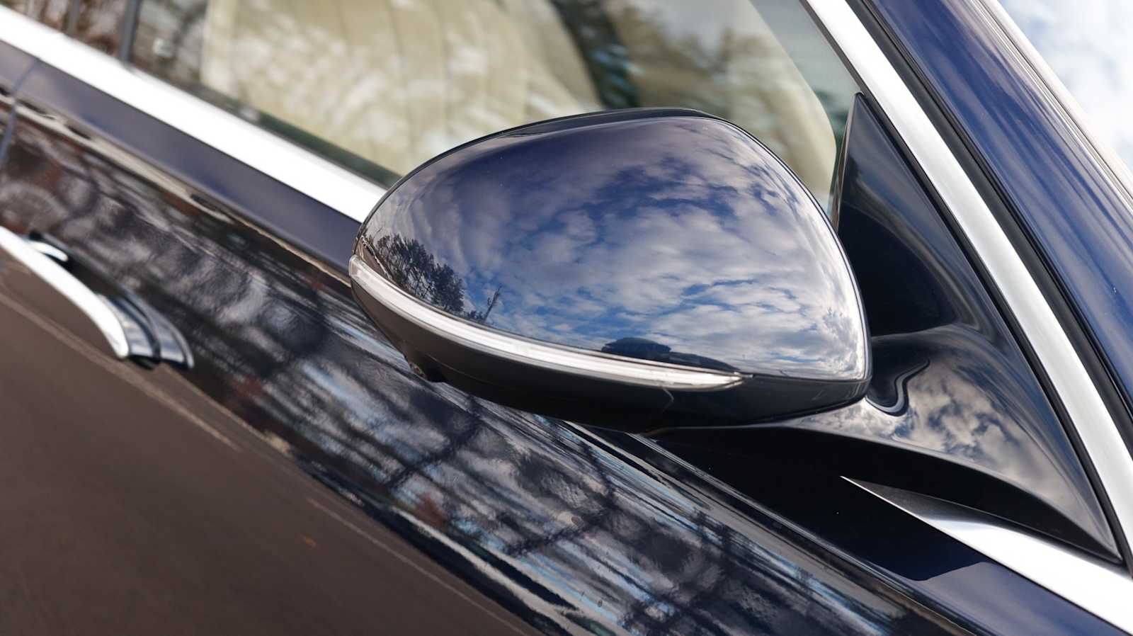 Thumbnail: 2023 Mercedes-Benz S-Class - 22