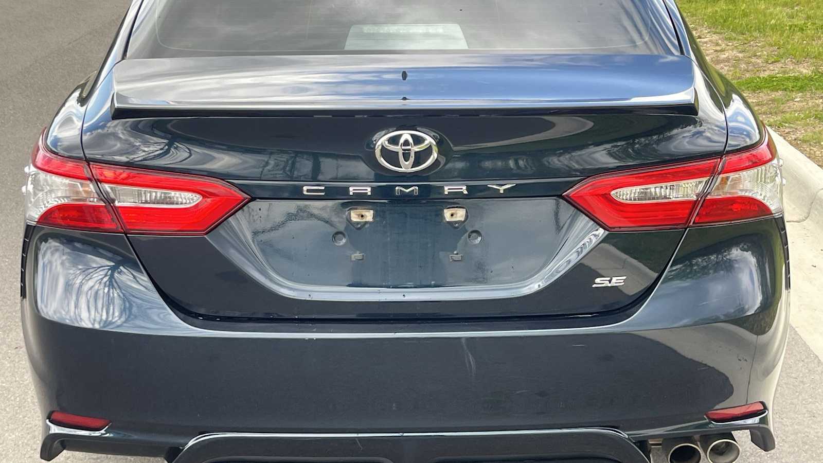 Thumbnail: 2020 Toyota Camry - 19