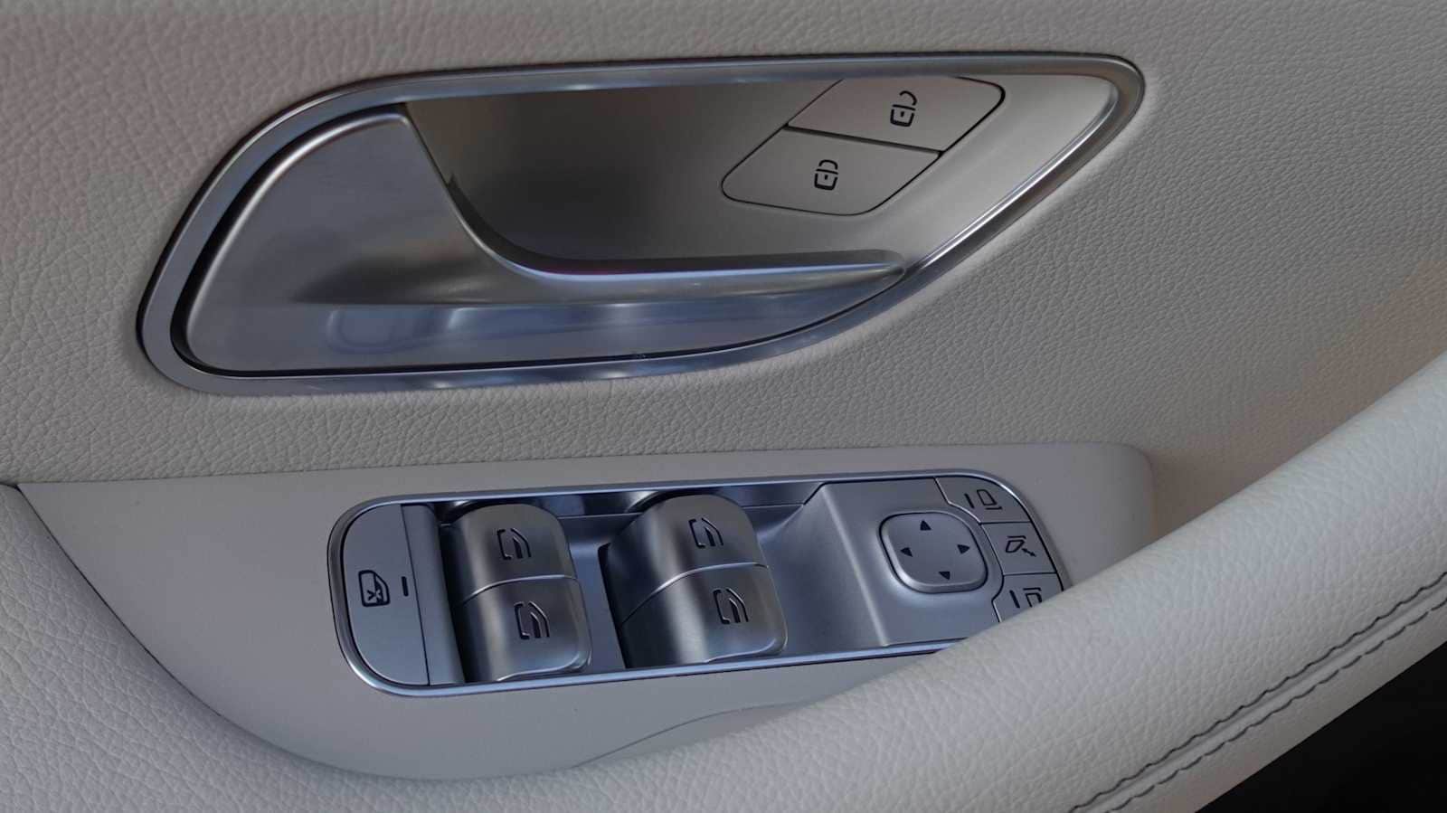 Thumbnail: 2026 Mercedes-Benz GLE - 23