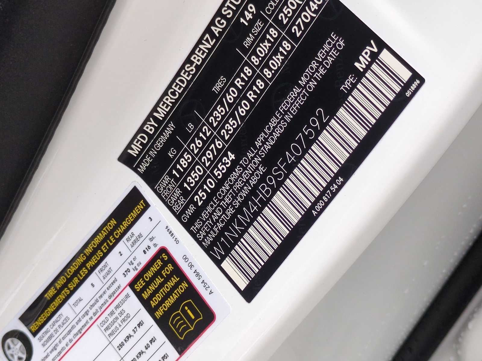 Thumbnail: 2025 Mercedes-Benz GLC - 38