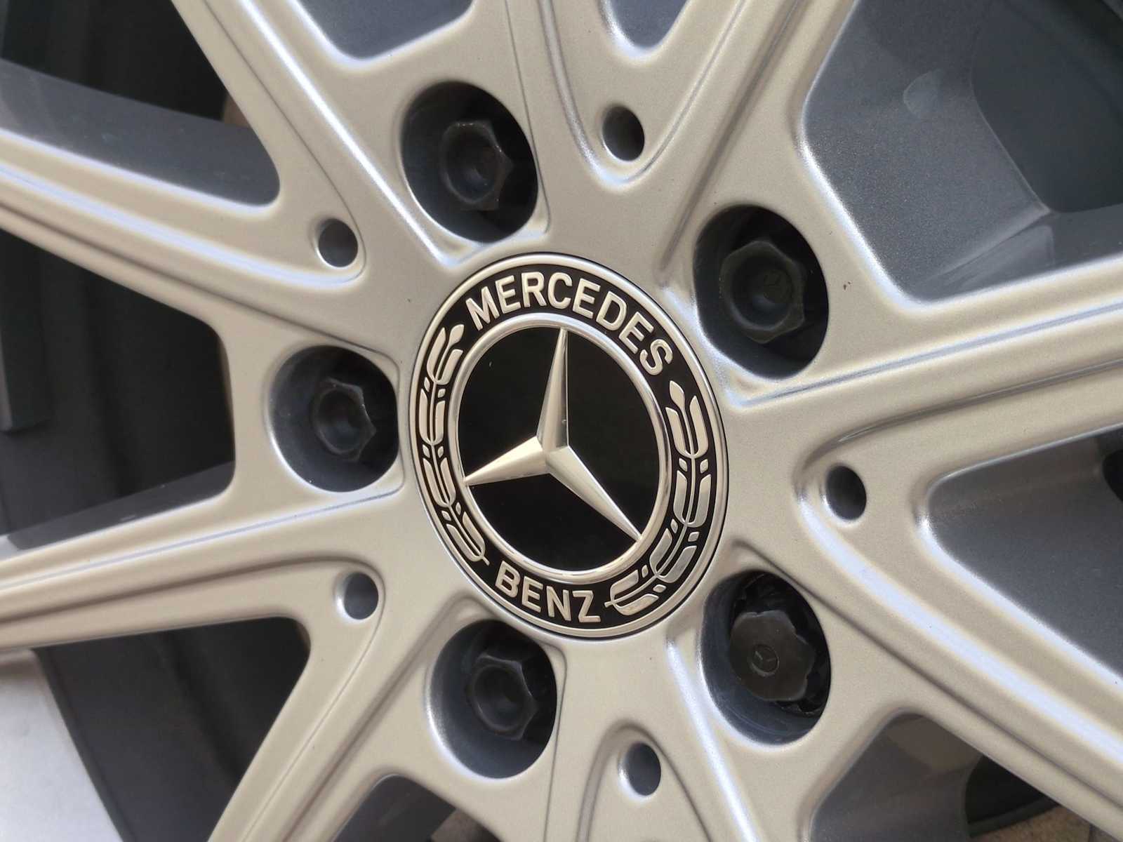 Thumbnail: 2025 Mercedes-Benz GLE - 12