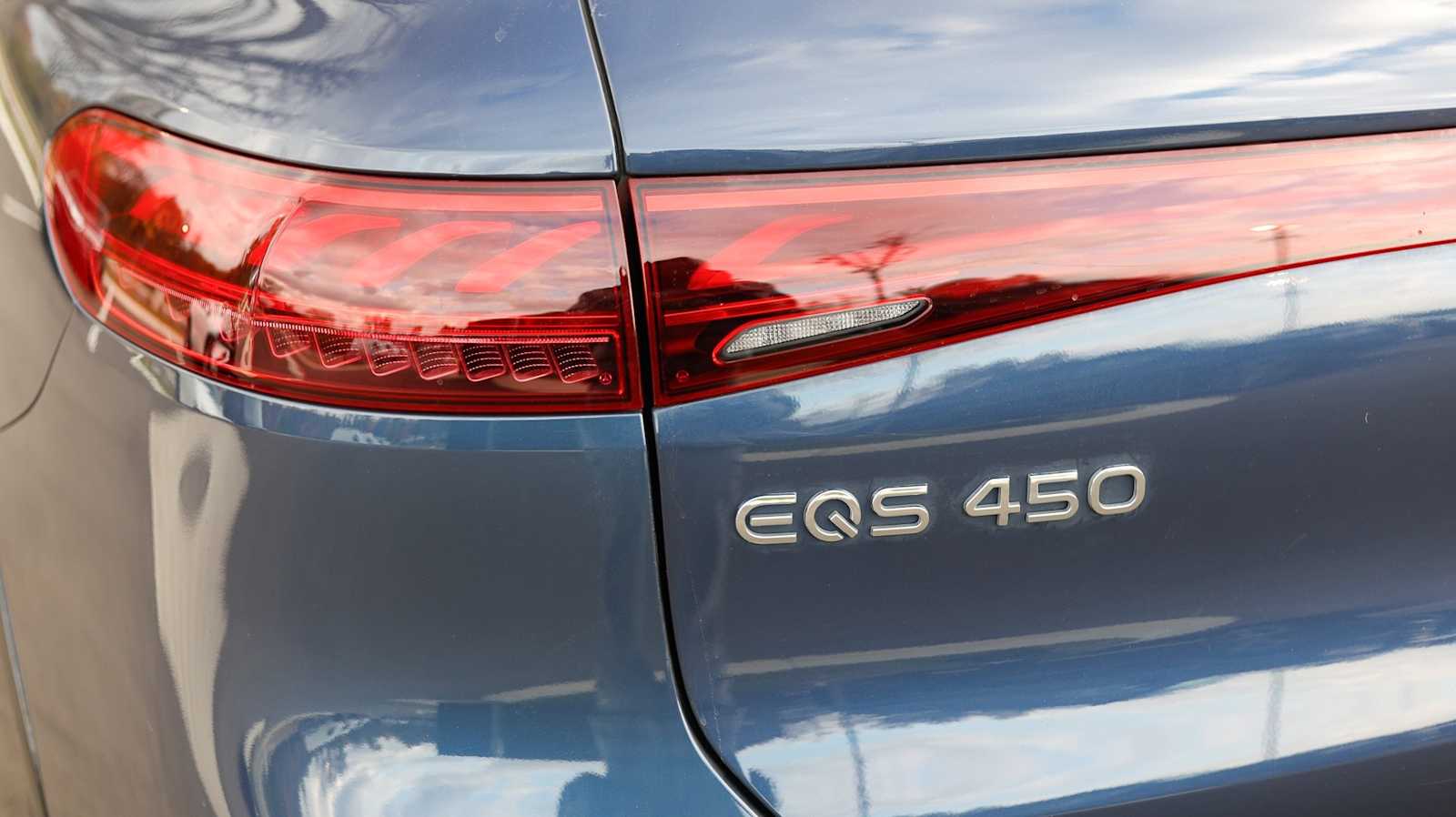 Thumbnail: 2023 Mercedes-Benz EQS - 10