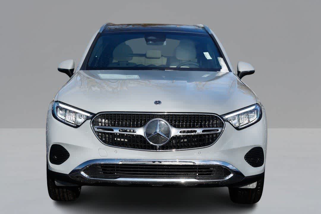 Thumbnail: 2026 Mercedes-Benz GLC - 2
