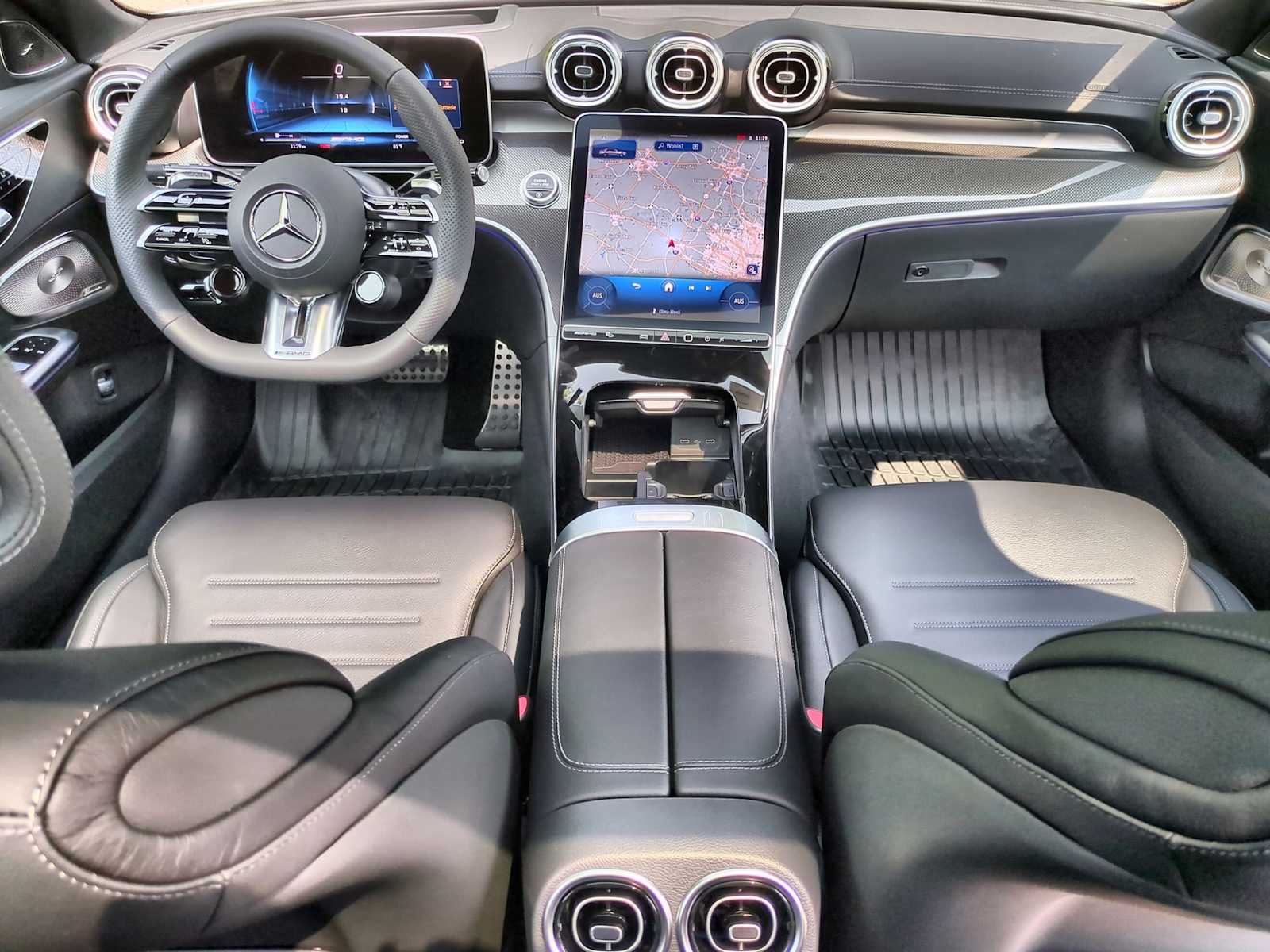Thumbnail: 2025 Mercedes-Benz C-Class - 16