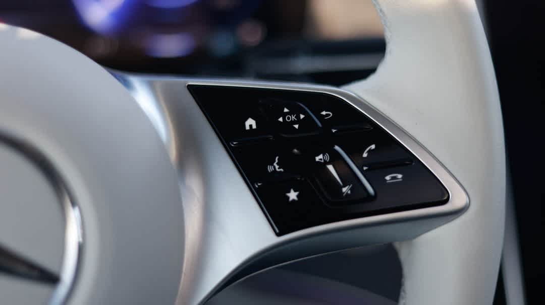 Thumbnail: 2024 Mercedes-Benz EQE - 21