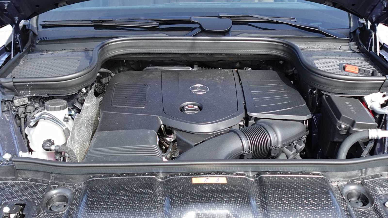 Thumbnail: 2026 Mercedes-Benz GLE - 50