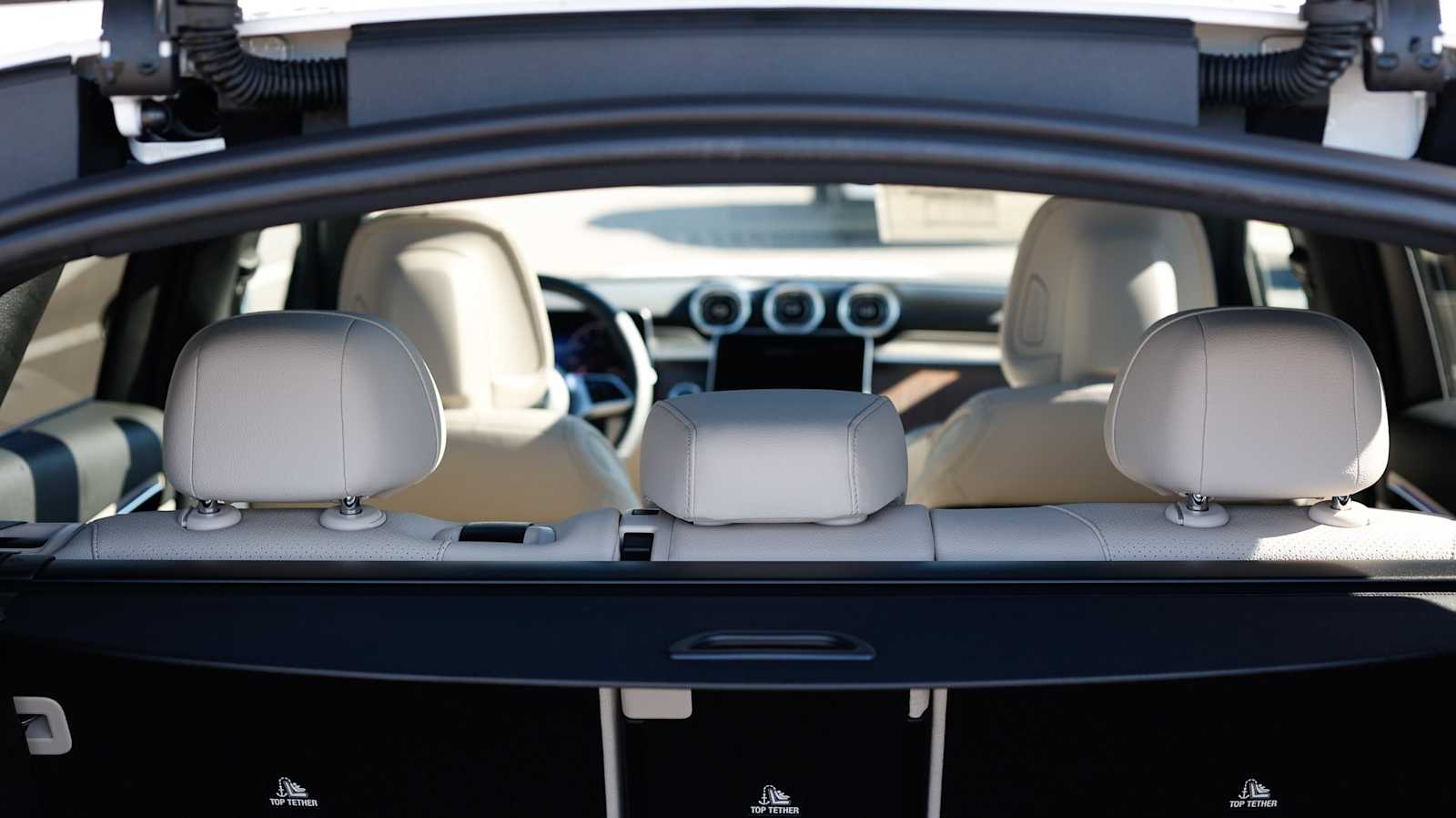 Thumbnail: 2026 Mercedes-Benz GLC - 35