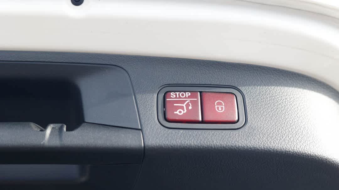 Thumbnail: 2025 Mercedes-Benz GLA - 38