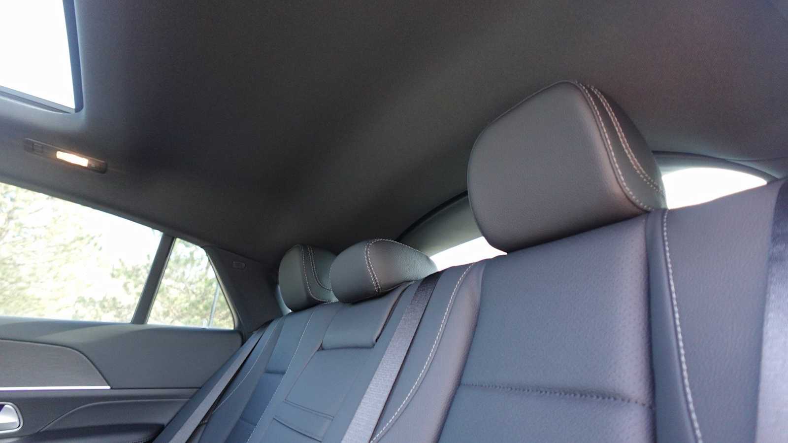 Thumbnail: 2026 Mercedes-Benz GLE - 47