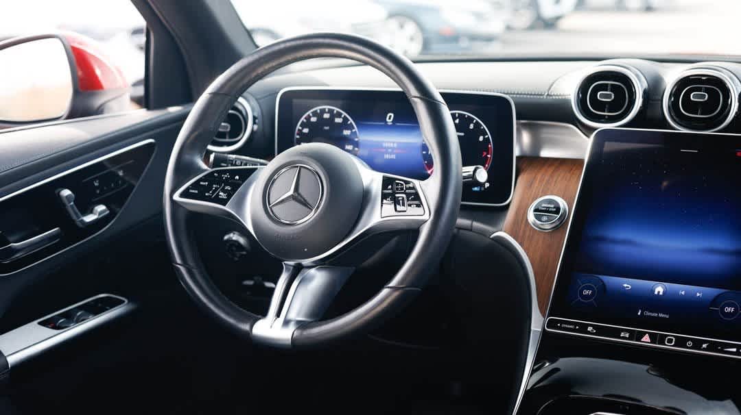 Thumbnail: 2023 Mercedes-Benz GLC - 14