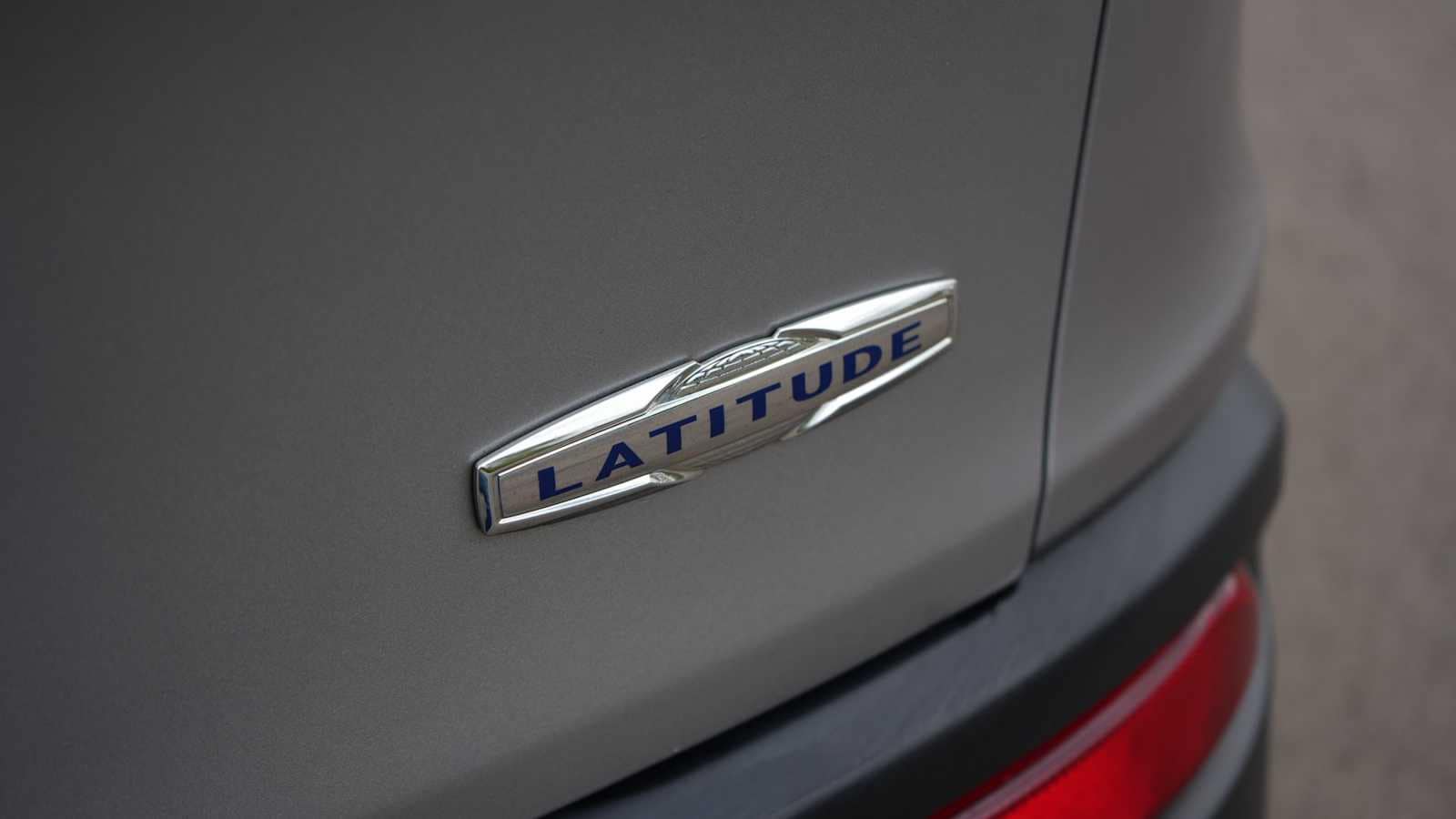 Thumbnail: 2016 Jeep Cherokee - 14