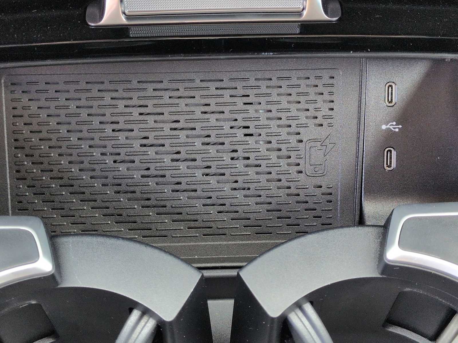 Thumbnail: 2025 Mercedes-Benz GLE - 33