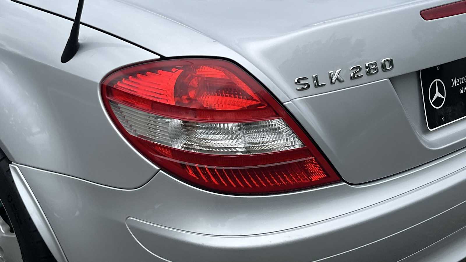 Thumbnail: 2006 Mercedes-Benz SLK - 14