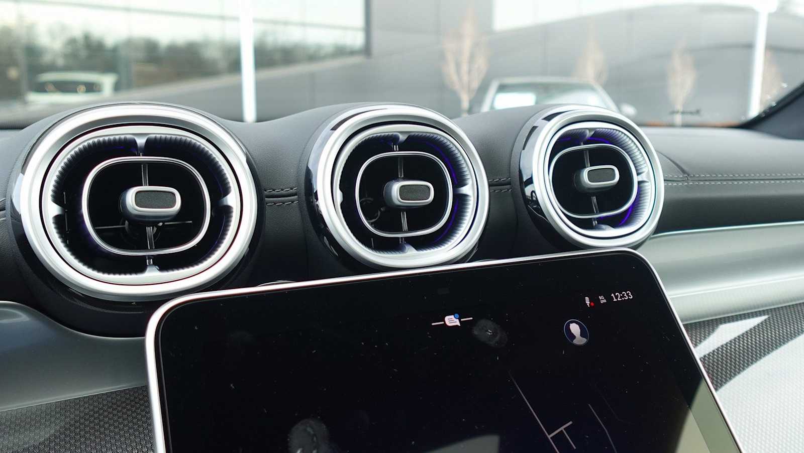 Thumbnail: 2026 Mercedes-Benz GLC - 30