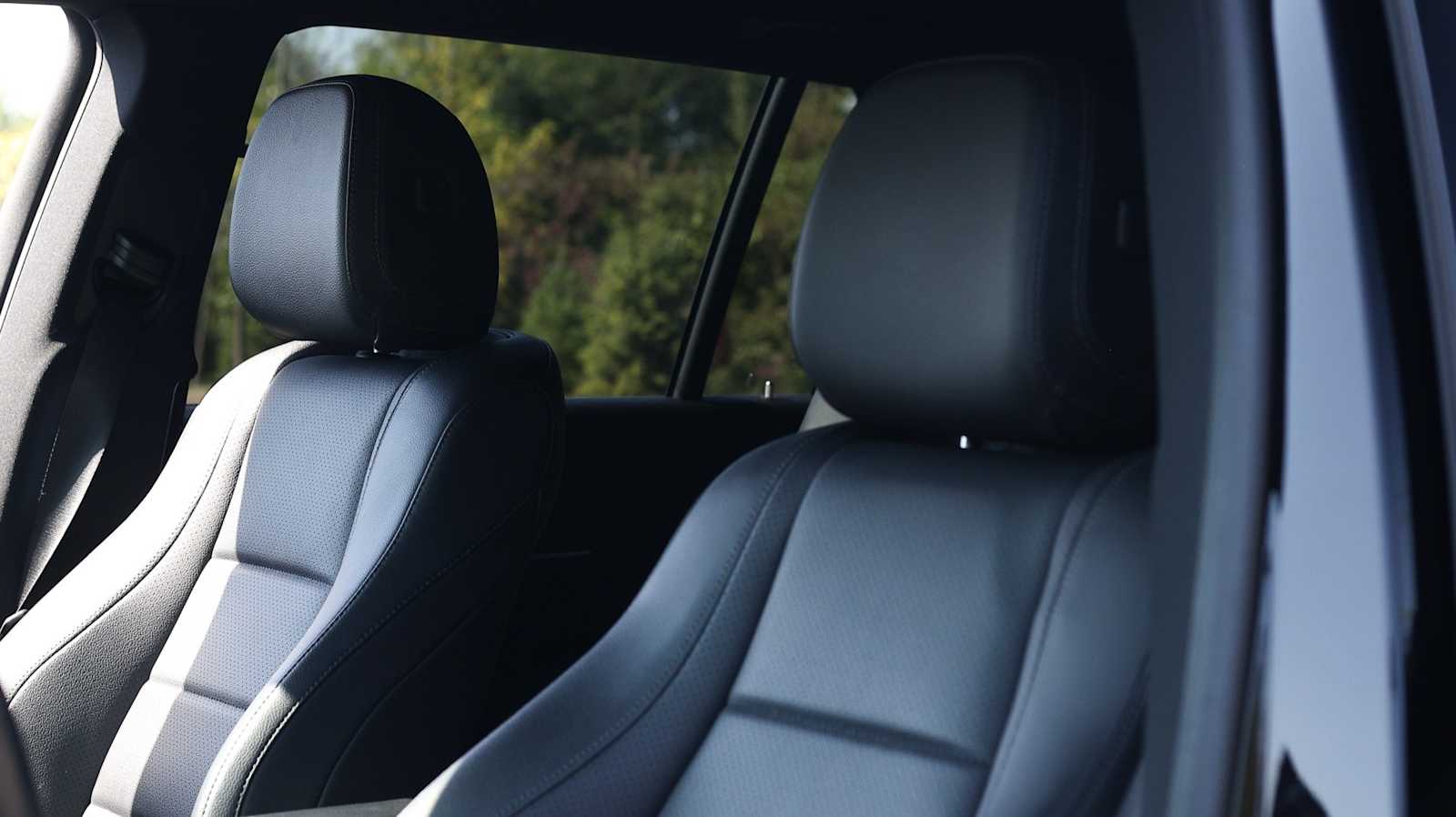 Thumbnail: 2022 Mercedes-Benz GLS - 12