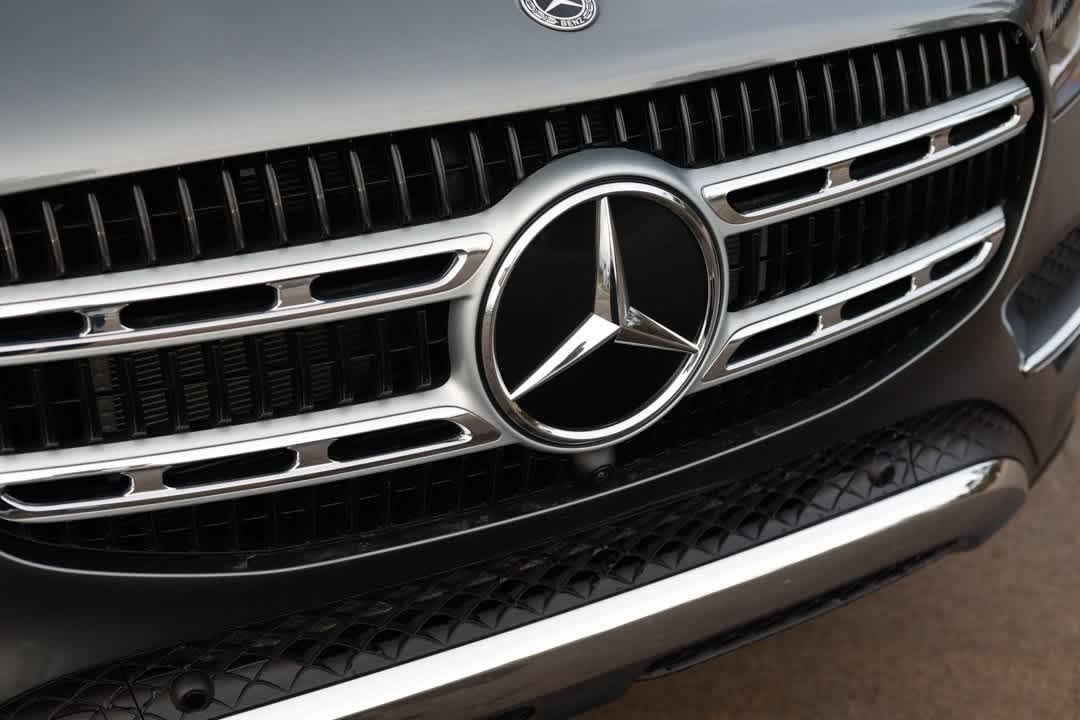 Thumbnail: 2026 Mercedes-Benz GLE - 33