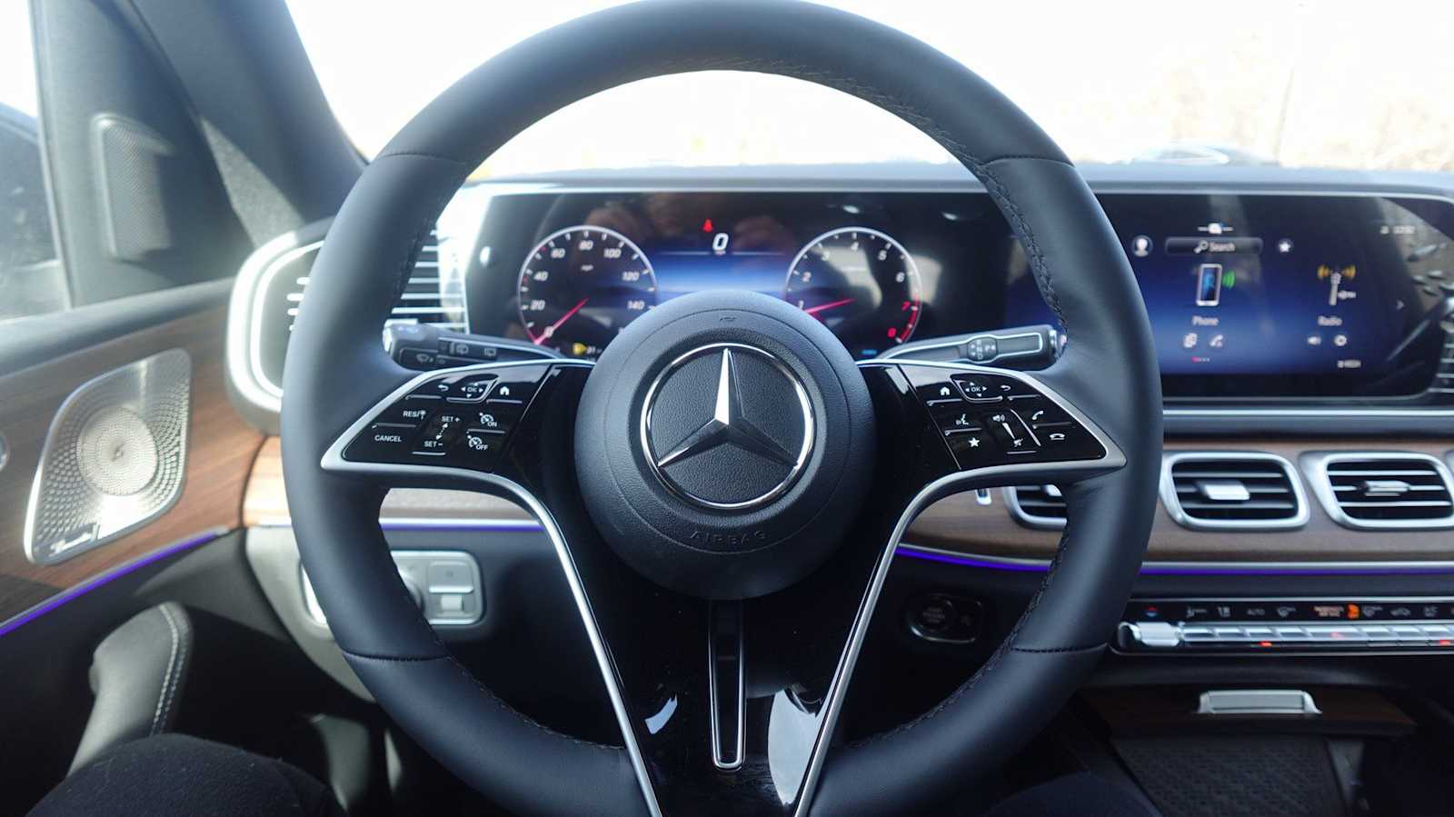 Thumbnail: 2026 Mercedes-Benz GLE - 27