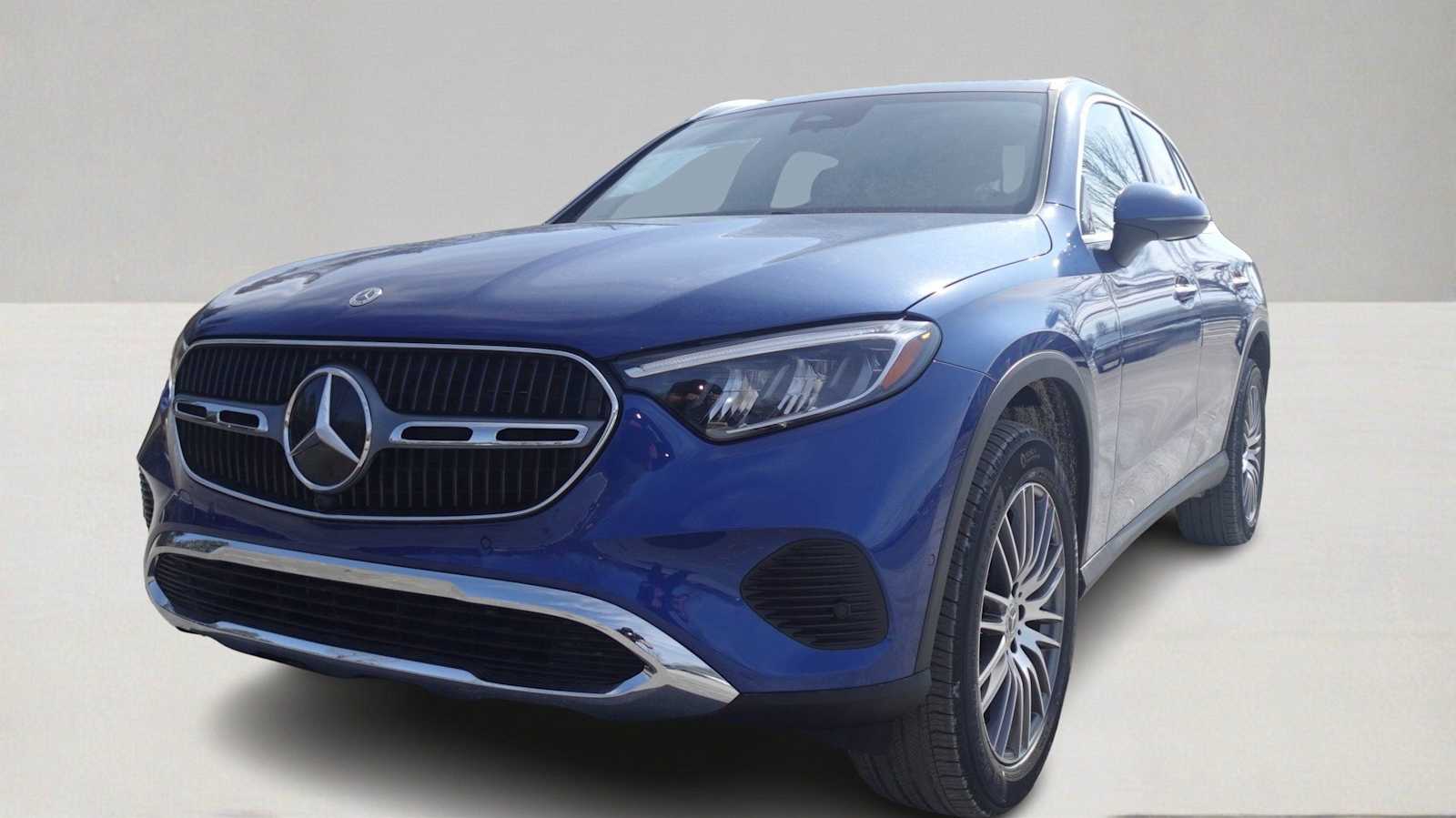 Thumbnail: 2026 Mercedes-Benz GLC - 1