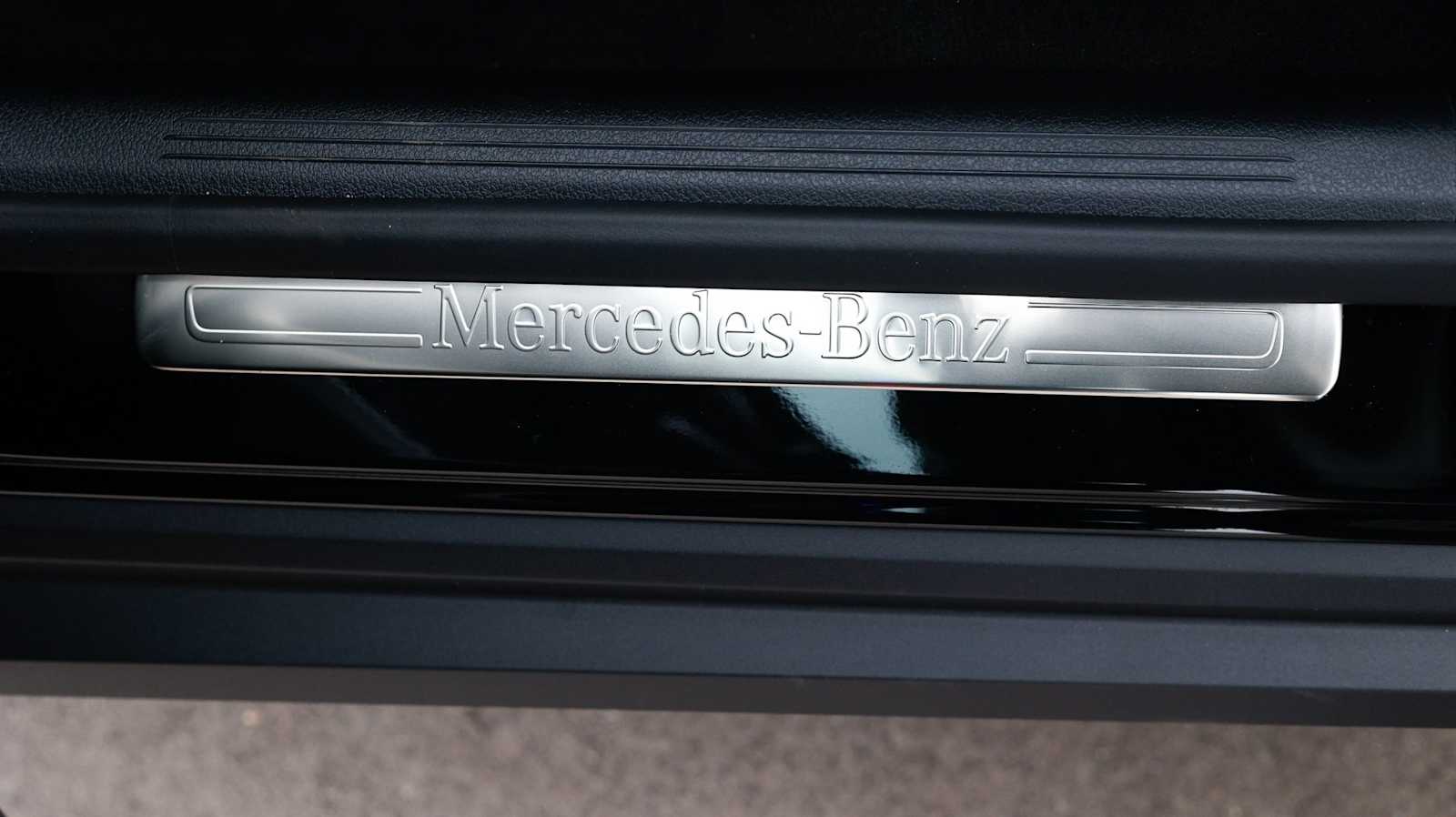 Thumbnail: 2026 Mercedes-Benz GLC - 29