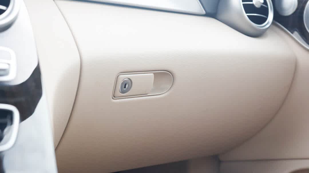 Thumbnail: 2021 Mercedes-Benz C-Class - 34