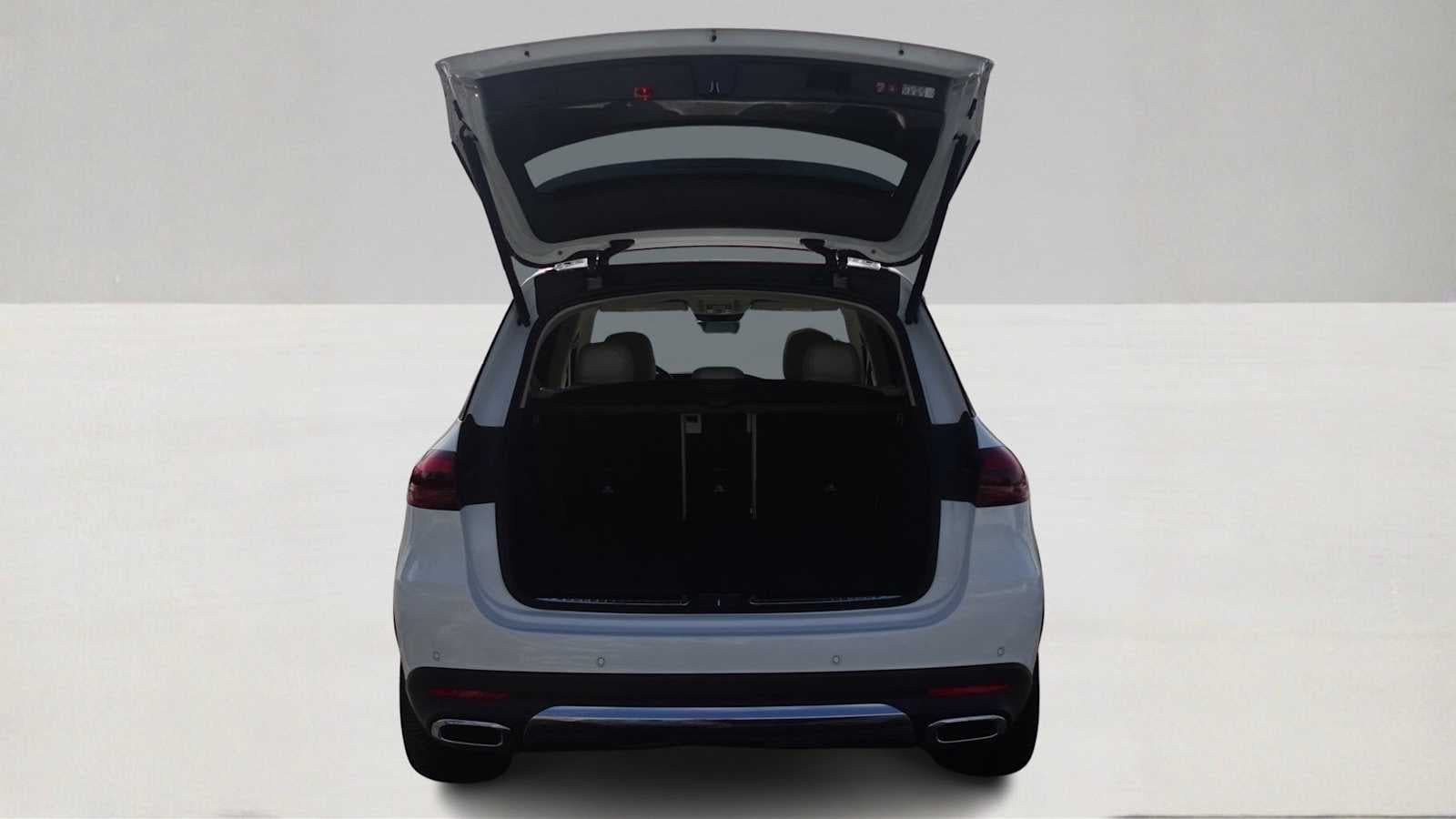 Thumbnail: 2026 Mercedes-Benz GLE - 9