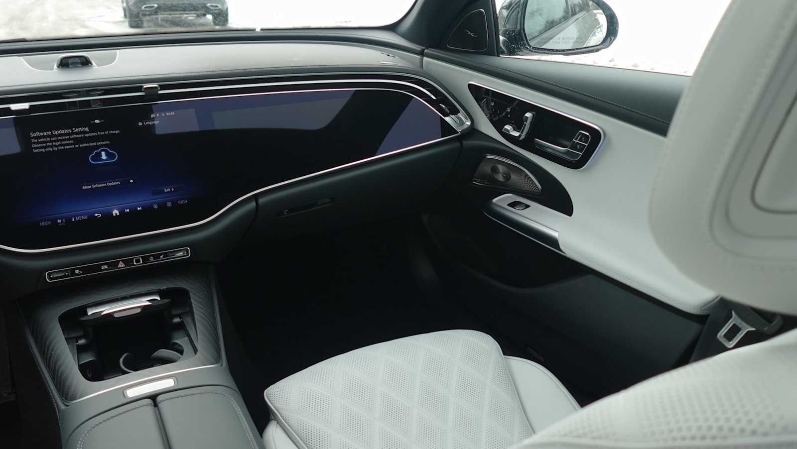 Thumbnail: 2026 Mercedes-Benz E-Class - 28