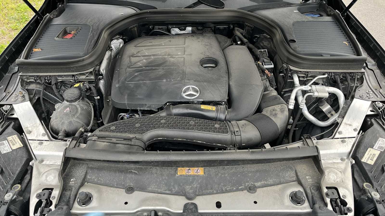 Thumbnail: 2022 Mercedes-Benz GLC - 16