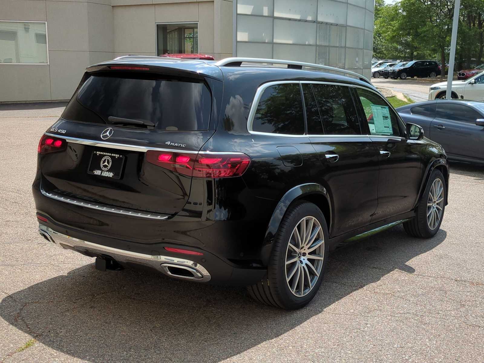 Thumbnail: 2025 Mercedes-Benz GLS - 8