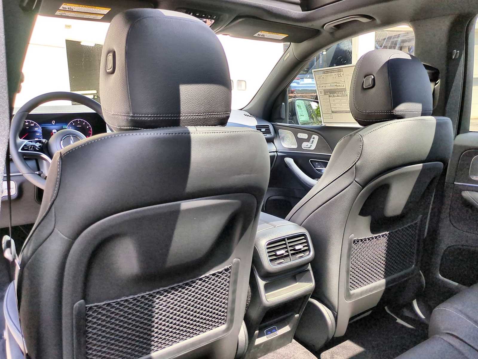 Thumbnail: 2026 Mercedes-Benz GLE - 19