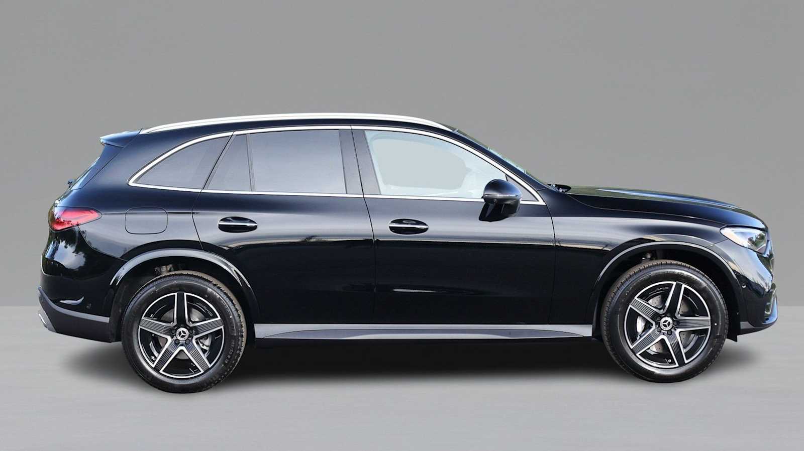 Thumbnail: 2026 Mercedes-Benz GLC - 4